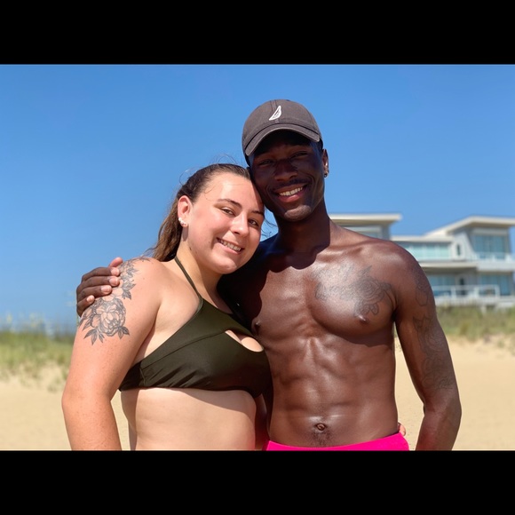 Meet your Posher, Kayla - Picture 3 of 6